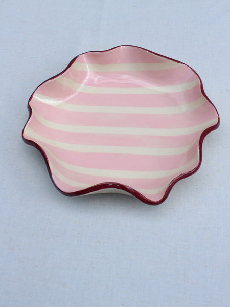 Pink and burgundy ruffle bowl