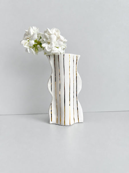 Oscillate Vessel with 22 Carat Gold Stripes