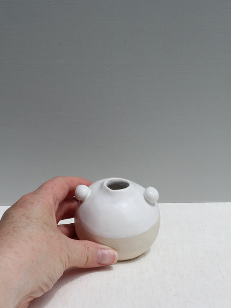 Dot Pot in White