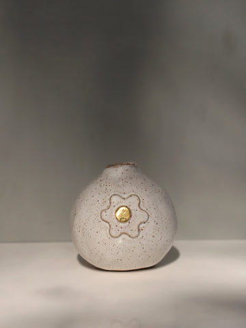 Second - 50% off White Daisy Vase with a spot of gold